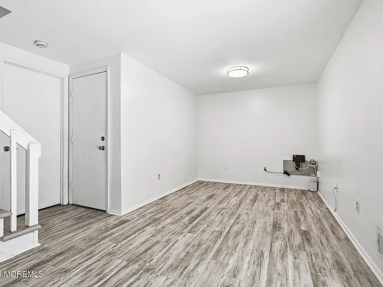 802 Alpine Trl — Photo 26