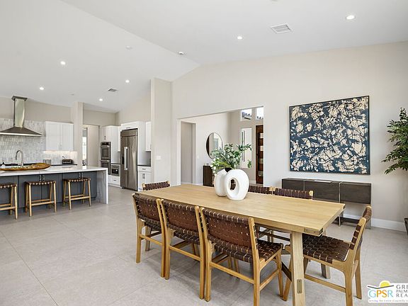 5th image of 50540 Breva St