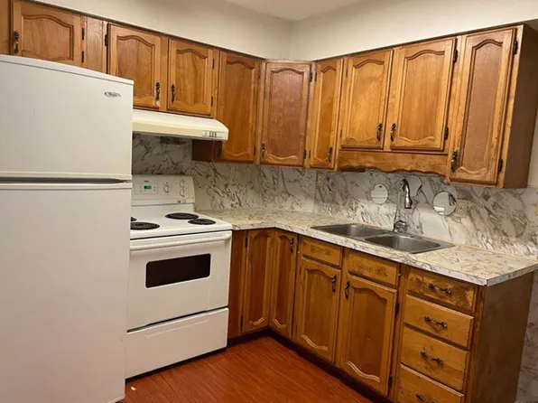 16277 108th Ave, Surrey, BC
