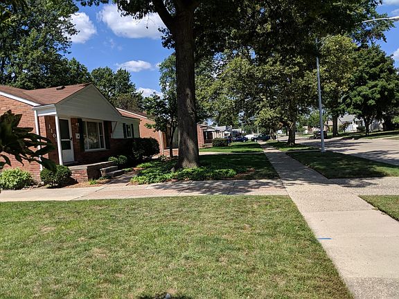 4th image of 11083 Milburn St