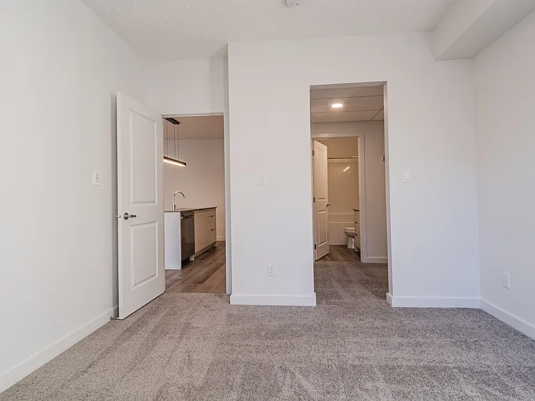 203 Salisbury Way — Photo 68