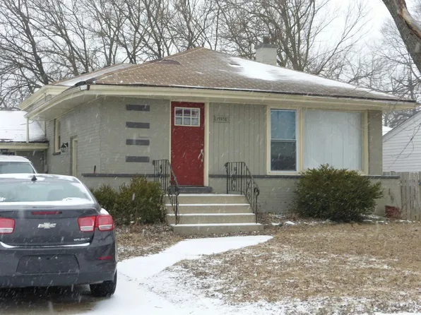 15938 Ellis Ave, South Holland, IL 60473