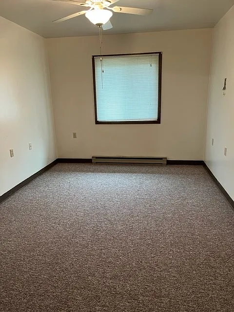 1 bed, 500 sqft, $555 — Photo 4