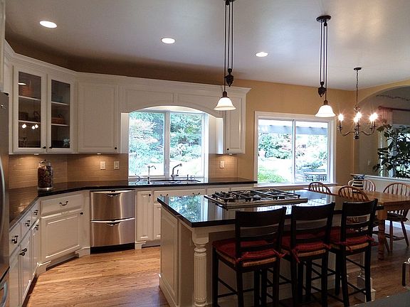 5th image of 9743 Weddington Cir