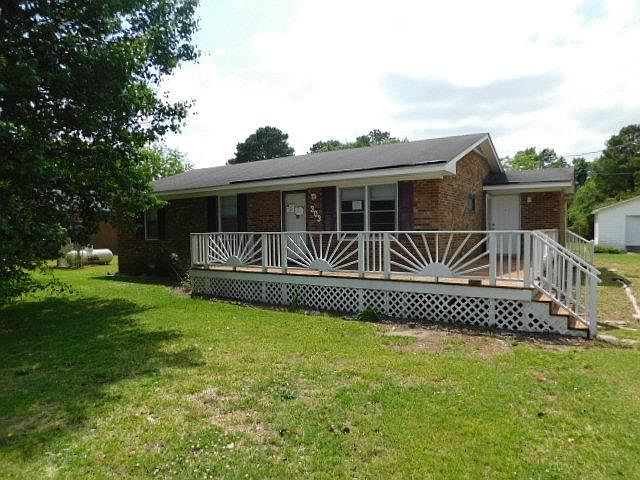 1st image of 303 Vinwood Ave