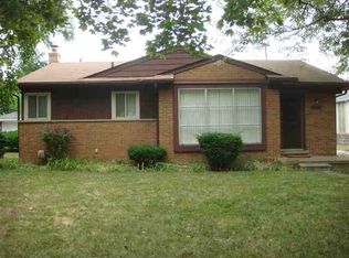 24200 Ridgedale St, Oak Park, MI 48237