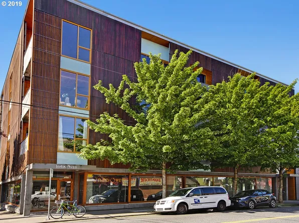 915 SE 35th Ave APT 206, Portland, OR 97214