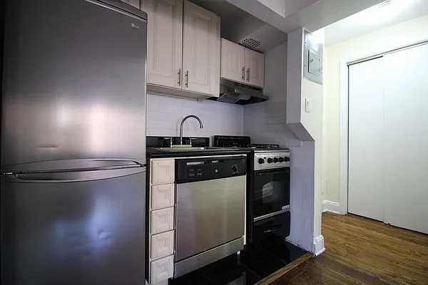 Rented by Bold New York | media 9