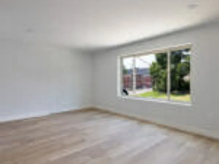 645 Brooklyn St — Photo 16