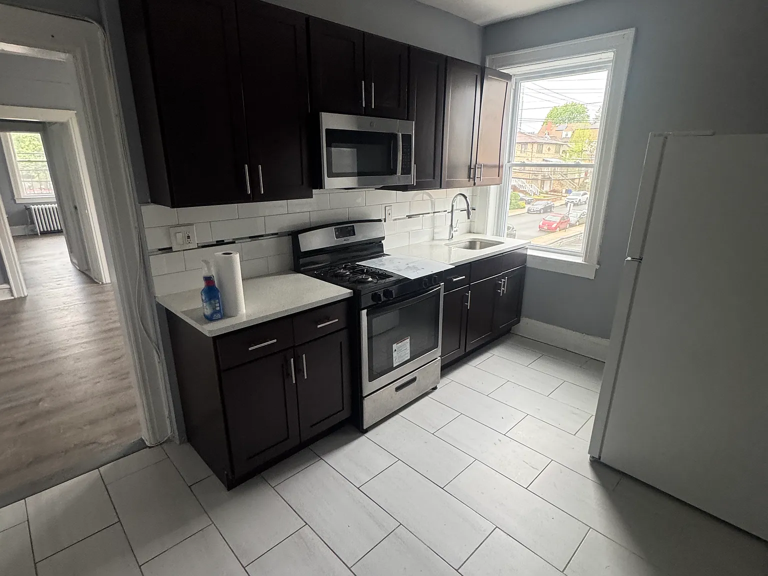 251 Lafayette Ave — Photo 4