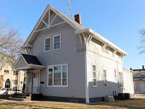 2nd image of 603 W Division St