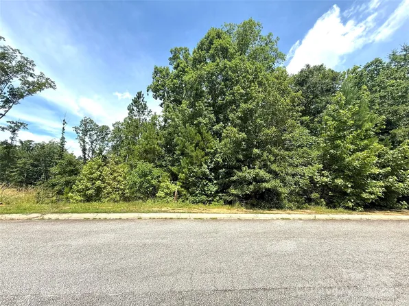 1012 Lyndon Dr, Lancaster, SC 29720