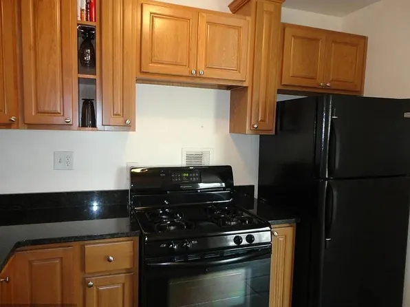 4270 E Capitol St NE #304, Washington, DC 20019