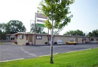 1st image of 1148 W Broadway Ave
