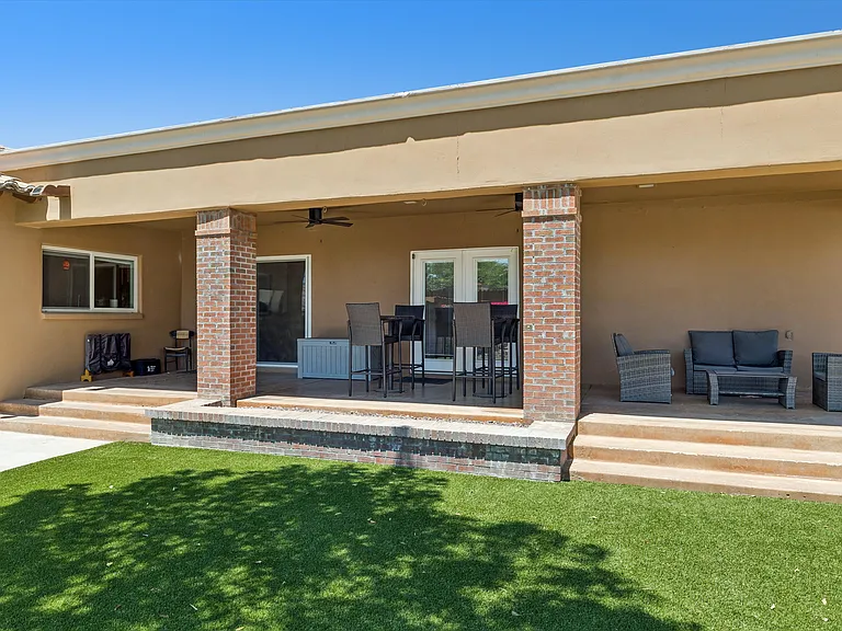 9023 W Patrick Ln — Photo 40