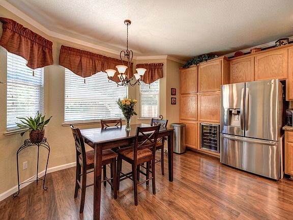 3rd image of 2169 Dorrington Dr