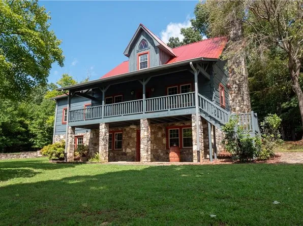 197 Childress Dr, Ronda, NC 28670