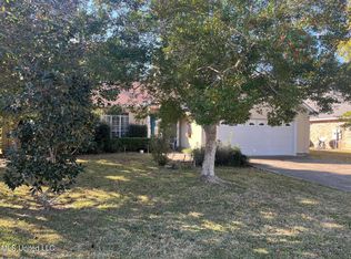 3717 Tangerine St, Ocean Springs, MS 39564