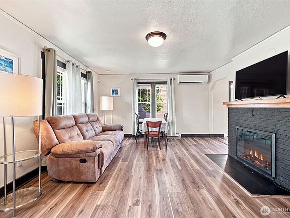 2nd image of 540 21st Avenue