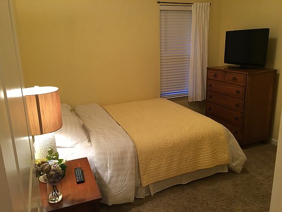 Guest Bedroom 1