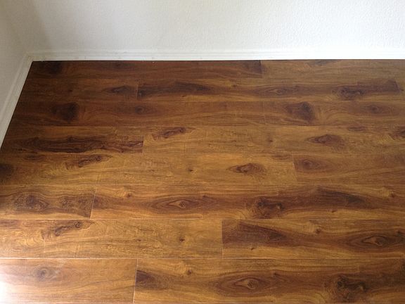 12 mm laminate flooring