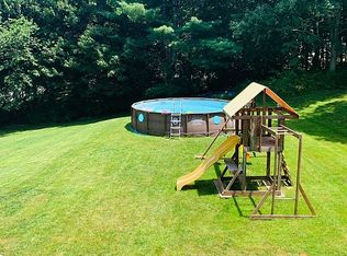 507 Lebanon Hill Rd, Southbridge, MA 01550