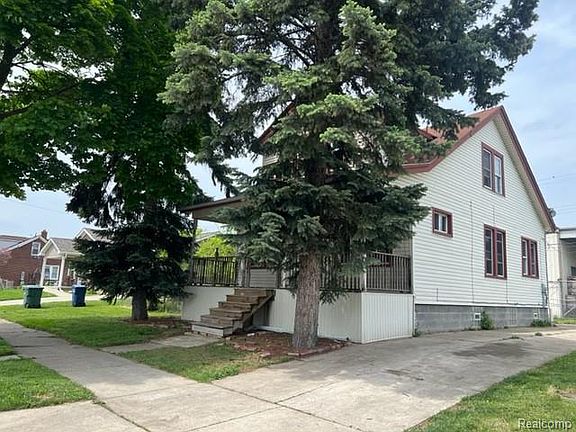 2nd image of 678 Cleophus Pkwy