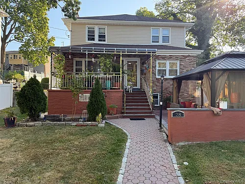 28 Tunis Ave Photo 1