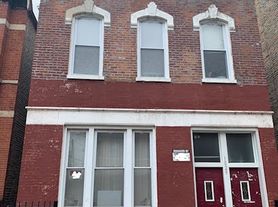 1029 W 19th St, Chicago, IL