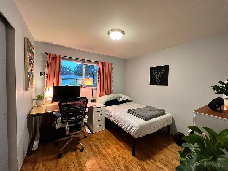 Guest or office room, you decide
