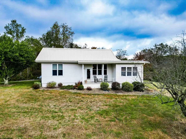 51 Linmad Ln, Salem, WV 26426