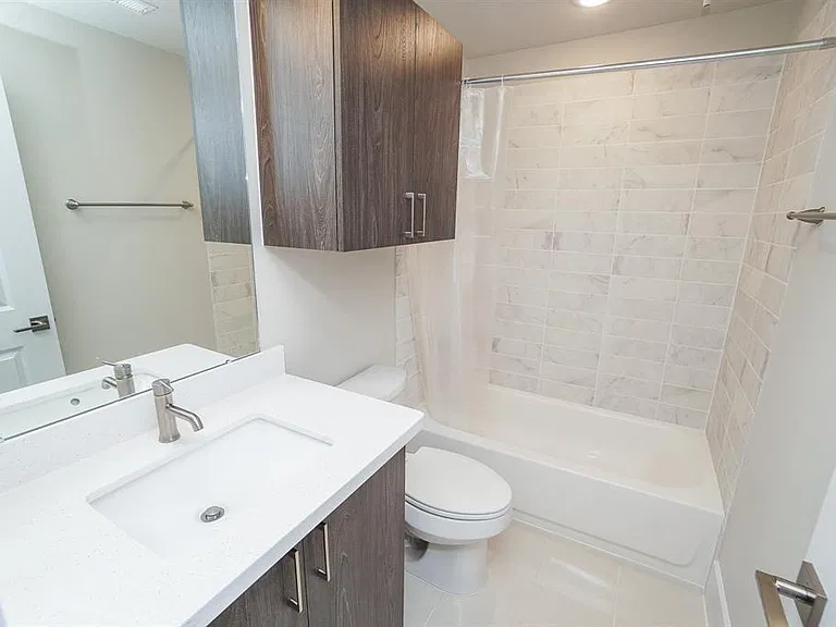 2401 Crawford St #A112 — Photo 22