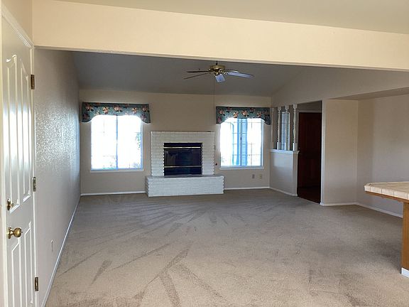 4th image of 6589 N Maroa Ave APT 114