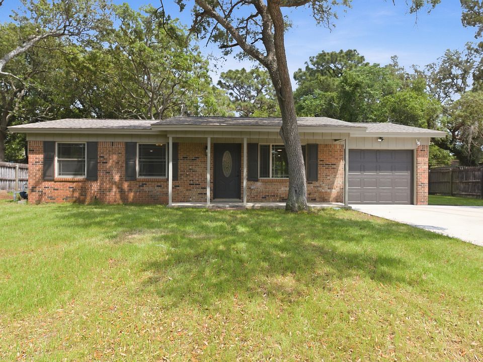 1st image of 54 Berwick Cir