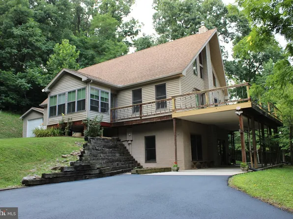957 Butlers Chapel Rd, Martinsburg, WV 25403