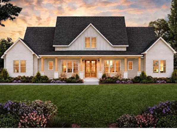 126 Burbank Rd, Sutton, MA 01590