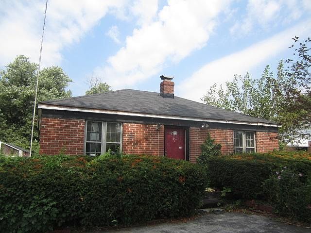 1st image of 5804 E 21st St