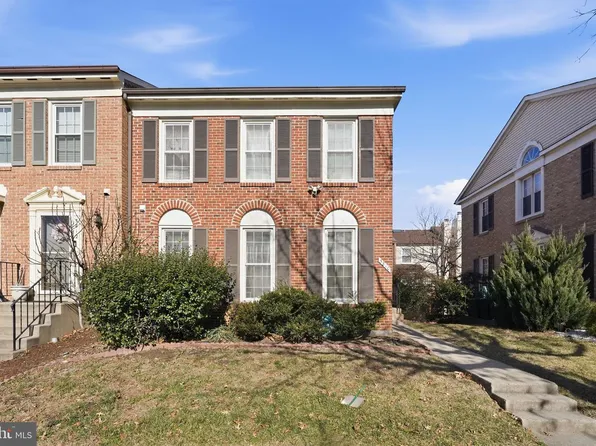 5810 Apsley House Ct, Alexandria, VA 22310