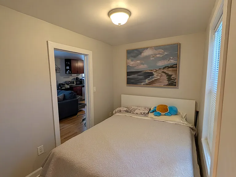 1746 W Beach Ave #CH1 — Photo 10
