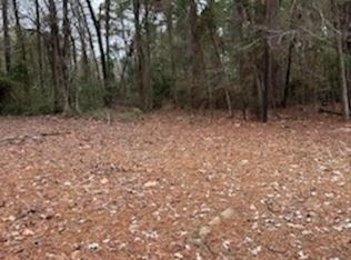 758 Whippoorwill Dr, Jefferson, TX 75657