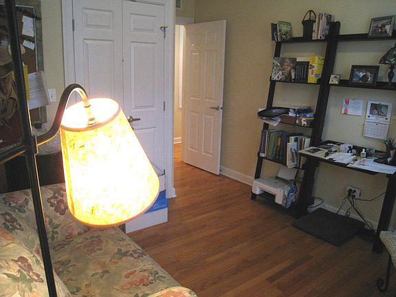 5th image of 2719 N Kenmore # 3 Ave
