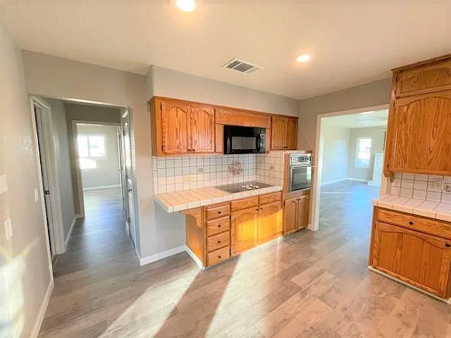 481 McKnight Ln — Photo 18