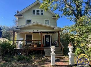 1907 SW Buchanan St, Topeka, KS 66604