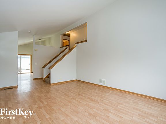 3rd image of 34776 N Peterson Ave