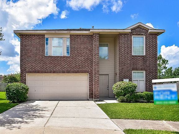 3rd image of 7826 Royal Cliff Ct