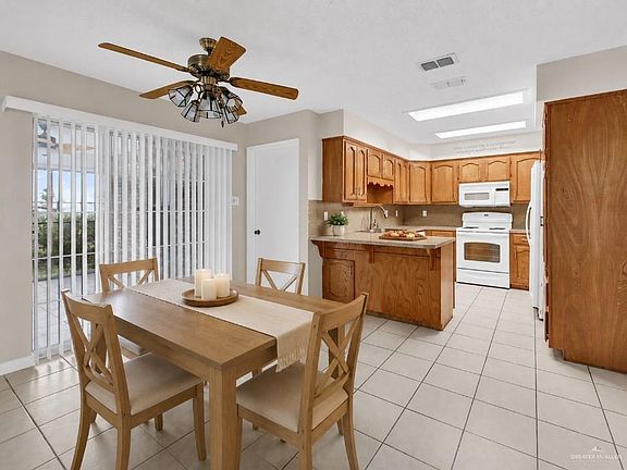 4th image of 1702 Aries St