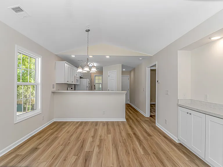 485 White River Dr #30I — Photo 5