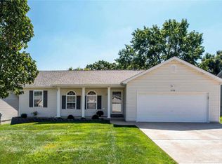 5736 Pebble Acres Dr, High Ridge, MO 63049