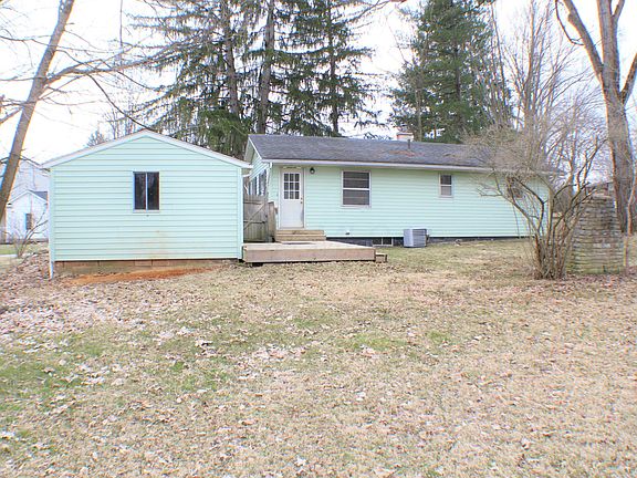 3rd image of 140 E Olentangy Dr