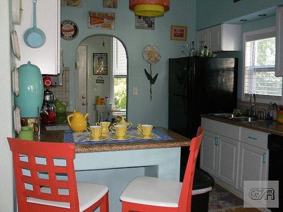 5th image of 1107 37th St
